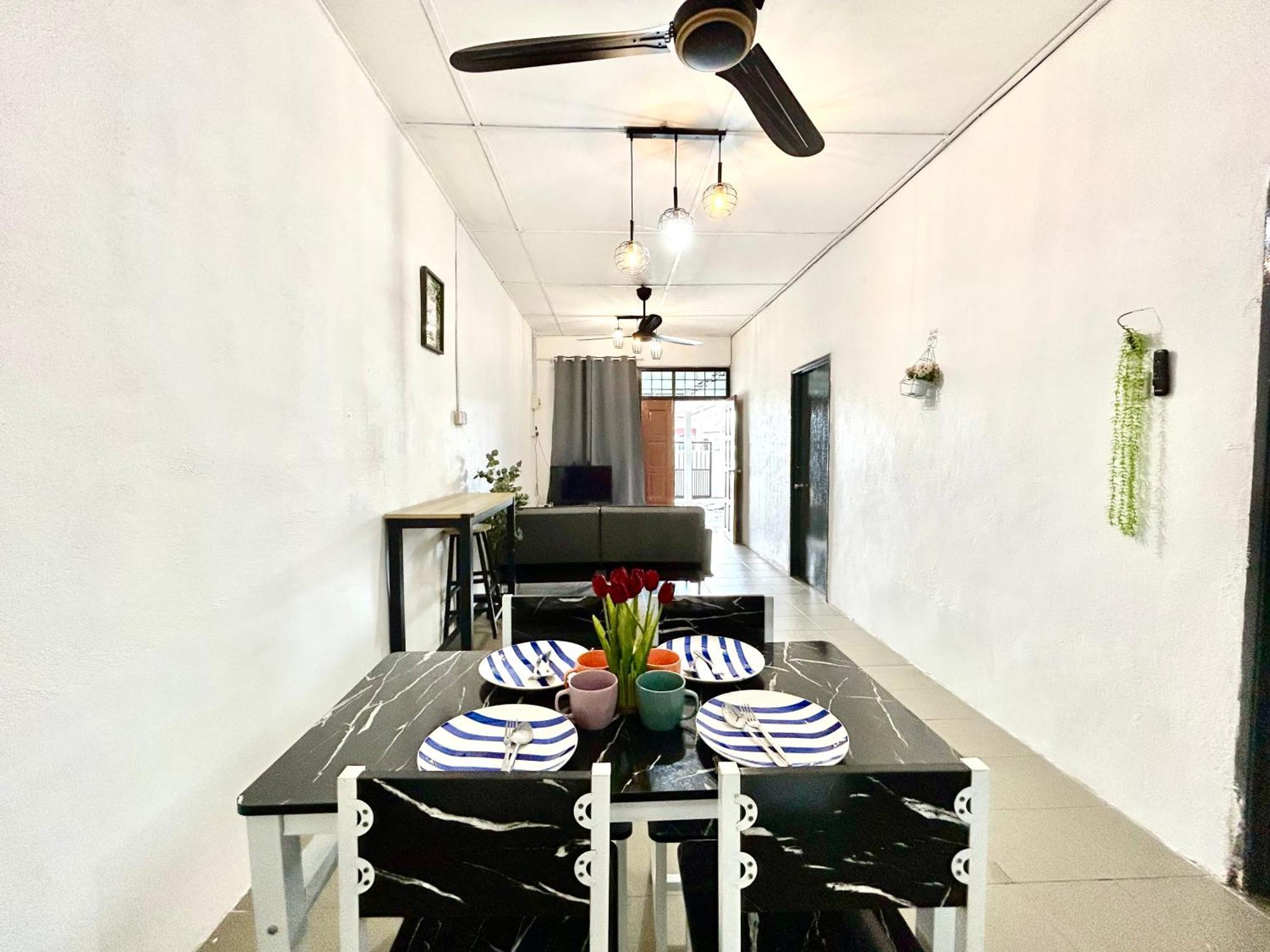 Entire 33 Cozy House • 3 Bedroom @ Alma Bukit Mertajam Eksteriør billede