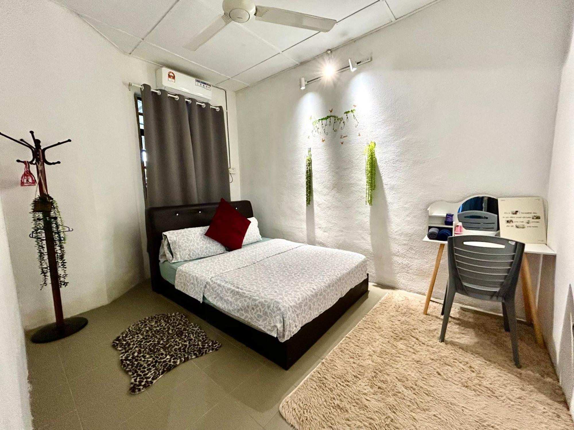 Entire 33 Cozy House • 3 Bedroom @ Alma Bukit Mertajam Eksteriør billede